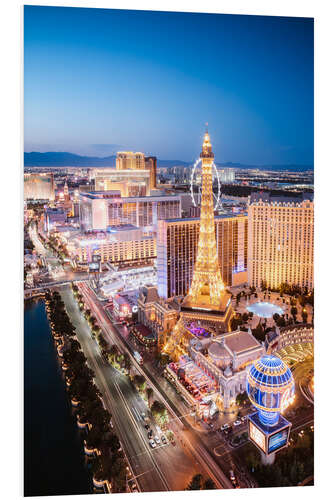 Hartschaumbild Eiffel-Turm auf dem Strip in der Nacht, Las Vegas, Nevada, USA