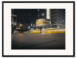 Plakat artystyczny premium w ramie Alexanderplatz Berlin at Morning Time