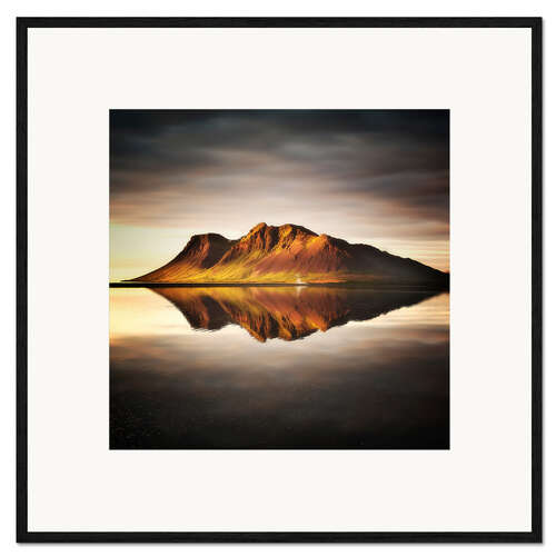 Impresión de arte enmarcada Mt. Bjarnarhafnarfjall