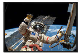 Gerahmter Kunstdruck ISS Weltallspaziergang