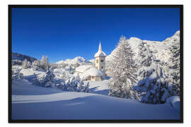 Gerahmter Kunstdruck Die Wintersonne erhellt die Schneelandschaft
