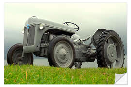 Selvklebende plakat The Ford 2N tractor