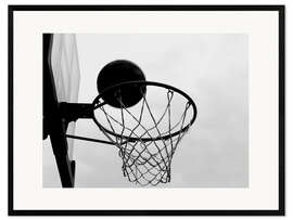 Gerahmter Kunstdruck Blick auf einen Basketballkorb von unten
