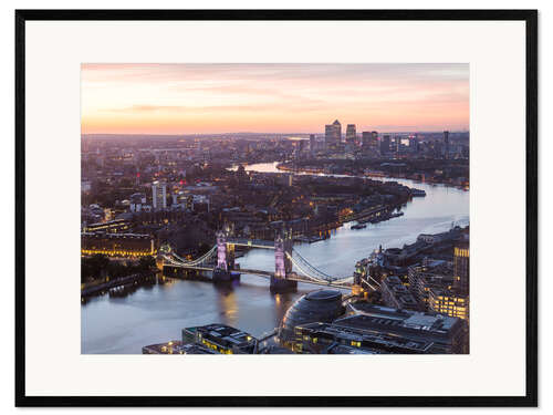 Kehystetty taidepainatus Colourful sunsets in London