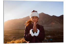 Cuadro de plexi-alu Portrait of tibetan girl praying, Tibet