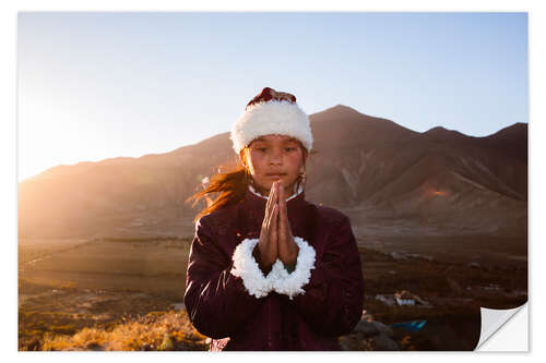 Wall sticker Portrait of tibetan girl praying, Tibet