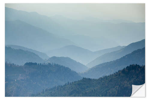 Wandsticker Berglandschaft im Nebel