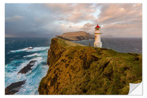 Selvklebende plakat Lighthouse in the storm