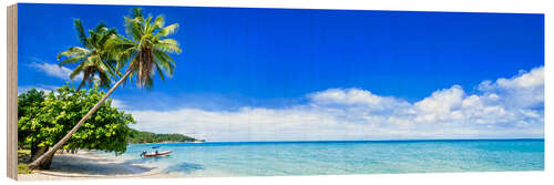 Stampa su legno Beach and ocean on a deserted island in the tropics