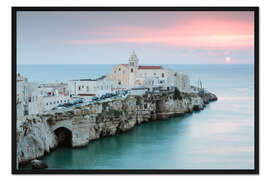 Gerahmter Kunstdruck Sonnenuntergang über der Altstadt, Vieste, Apulien