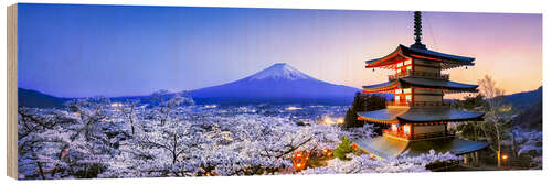 Puutaulu Chureito pagoda with Mount Fuji in spring, Fujiyoshida, Japan