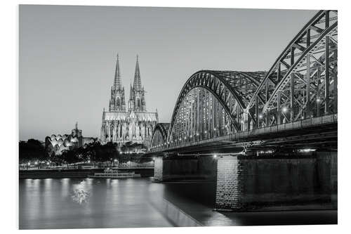 Foam board print Cologne at night, black and white