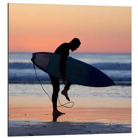 Aluminium print Silhouette of male surfer on the beach