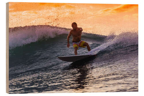 Holzbild Surfer auf großartiger Welle