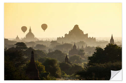 Wandsticker Ballon über Pagoden in Bagan