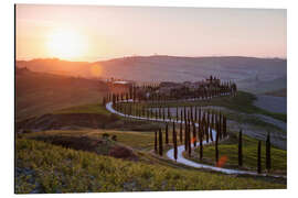 Aluminiumsbilde Sunset over farmhouse in Tuscany, Italy