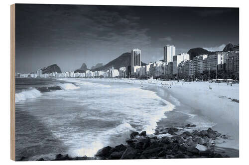 Trebilde Leme and Copacabana beach in Rio de Janeiro, Brazil.