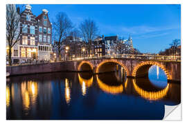 Selvklebende plakat Amsterdam Bridges at night