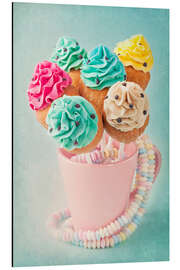 Magnettafel Bunte Cupcake Pops auf blauem Hintergrund