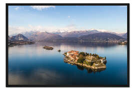 Gerahmter Kunstdruck Luftaufnahme von Isola Bella am Lago Maggiore bei Sonnenuntergang, Italien