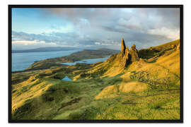 Gerahmter Kunstdruck Old Man of Storr im Morgenlicht, Isle of Skye, Schottland
