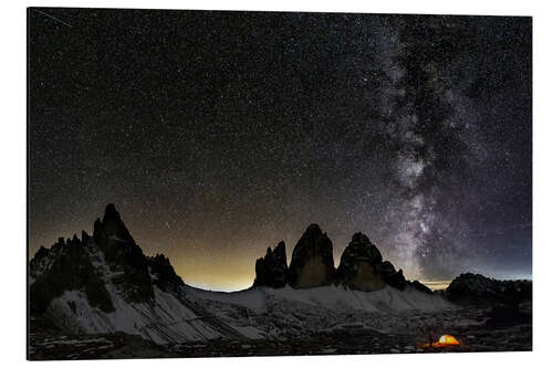 Alumiinitaulu Lonely Tent under Milky way over Tre cime - Dolomites