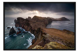 Gerahmter Kunstdruck Sonnenaufgang über den Klippen, Madeira, Portugal