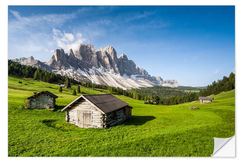 Vinilo para la pared Alpine hut, Caseril Alm, Funes Valley, South Tyrol, Italy