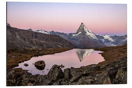 Stampa su alluminio Matterhorn reflected in Lake Stellisee, Switzerland