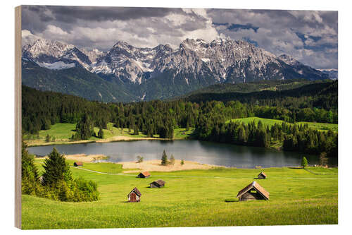 Holzbild Karwendel Gebirge mit See in den Alpen