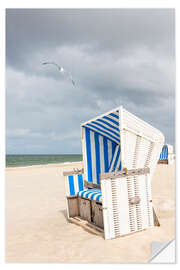 Selvklebende plakat Måke og strandkurv på øya Sylt, Tyskland