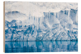 Hout print Reflection of a glacier with icicles