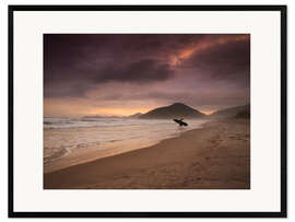Kehystetty taidepainatus Surfer at sunset on Brazilian beach