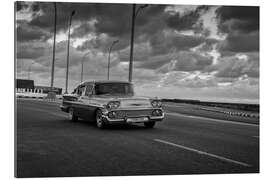 Quadro em plexi-alumínio Classic Cuban Car in black and white