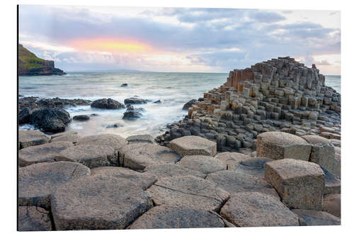 Tableau en aluminium Coucher de soleil sur la Chaussée des Géants en Irlande