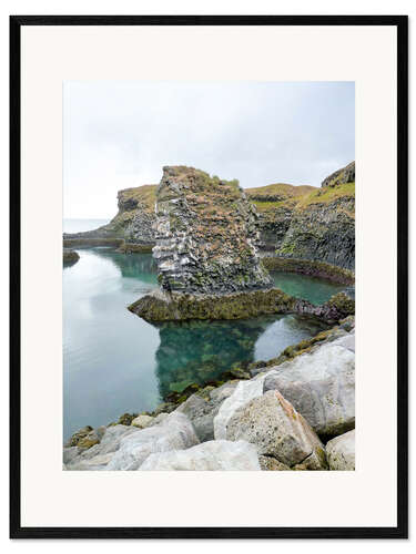 Stampa artistica con cornice Rocky coastal scenery in Iceland