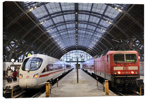 Lienzo ICE e Interregional en la estación de Leipzig