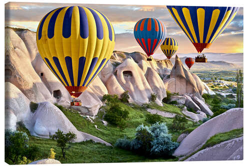 Leinwandbild Ballons über den Tuff-Felsen der Türkei