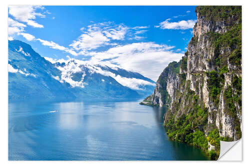 Sticker mural Summer view over of lake Garda in Italy