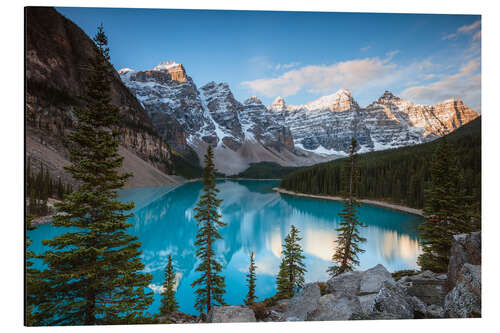 Tableau en aluminium Coucher de soleil sur le lac Moraine au Canada