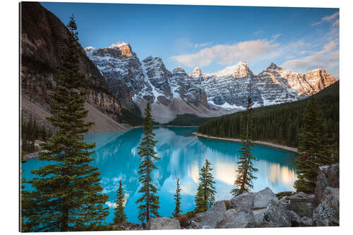 Quadro em plexi-alumínio Sunset over lake Moraine, Banff, Canada