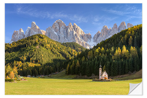 Selvklæbende plakat Church in Val di Funes in South Tyrol