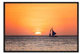 Gerahmter Kunstdruck Segelboot im Sonnenuntergang
