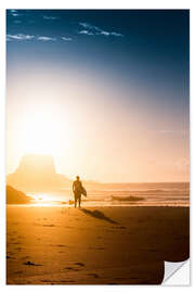 Sticker mural Silhouette of a surfer on the beach