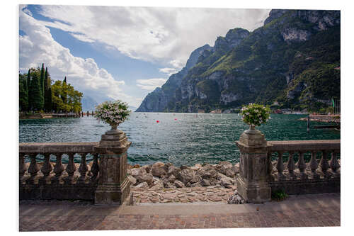 Bilde på skumplate Lake Garda in the summer