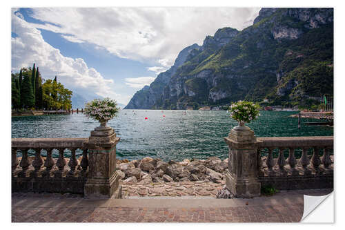 Selvklebende plakat Lake Garda in the summer