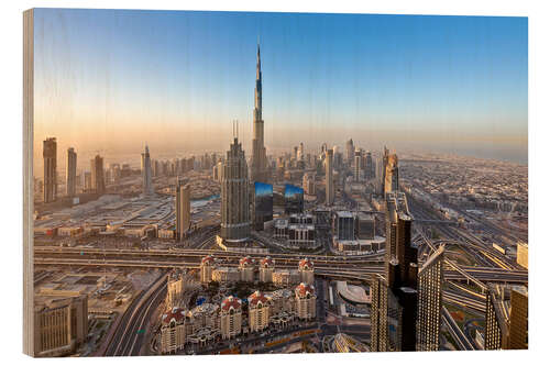 Holzbild Sonnenaufgang über Dubai City