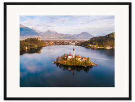 Gerahmter Kunstdruck See Bled und Insel im Herbst, Slowenien