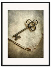 Gerahmter Kunstdruck Stillleben mit altem verziertem Schlüssel