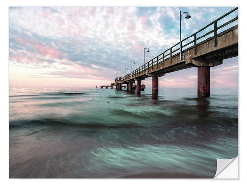 Naklejka na ścianę Pier with seagulls II